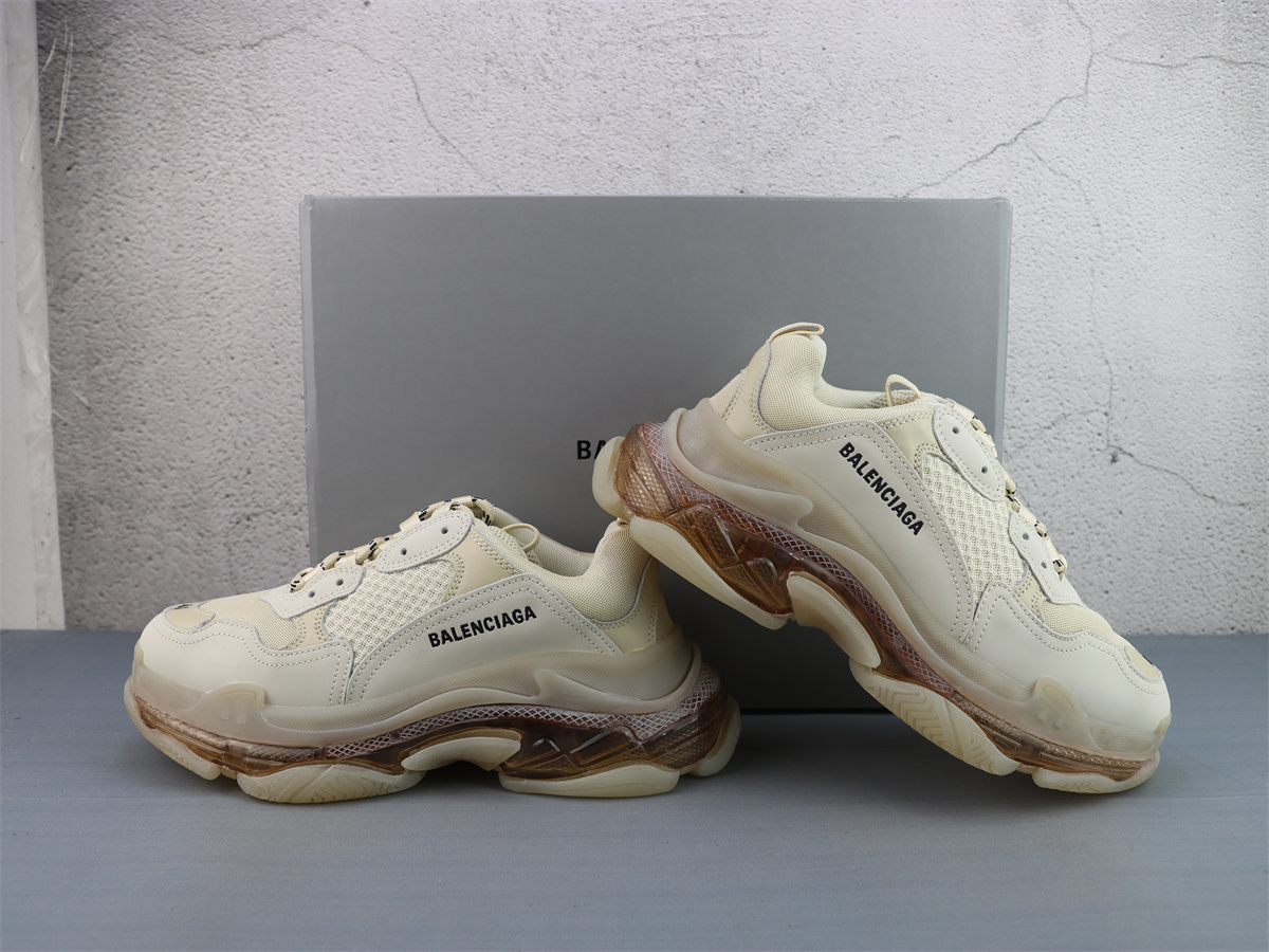 G5 Batch Balenciaga Triple S Clear Sole Sneaker In BEIGE 544351W2GA19710